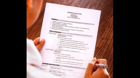 Tailoring Your Resume for Different Industries: Tips and Tricks for Mid and Senior Management Professionals for the GCC